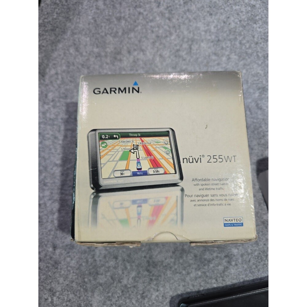 Garmin nüvi 255WT GPS Navigation Bundle w/ Mount & Power Cable